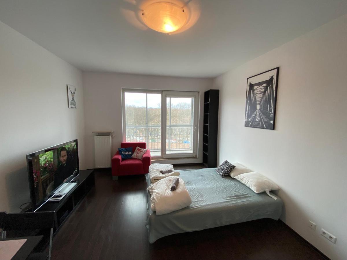 ワルシャワApartament Przy Klifieアパートメント エクステリア 写真