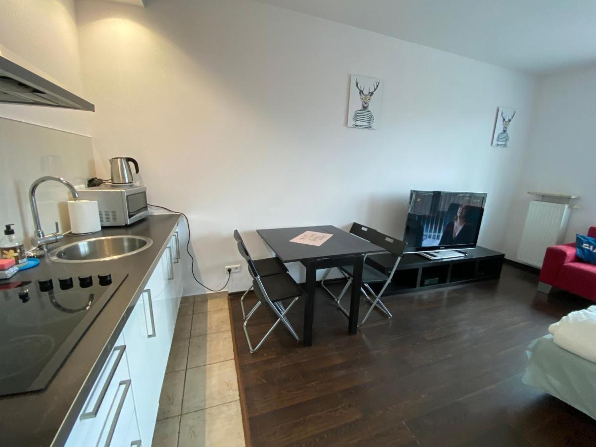 ワルシャワApartament Przy Klifieアパートメント エクステリア 写真